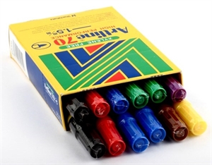 Artline-Marker 70 Permanent 12 Stück diverse Farben.